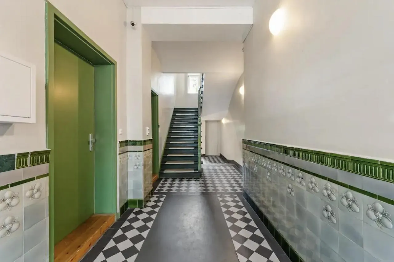 Mooeve Friedrichs Studios ベルリン