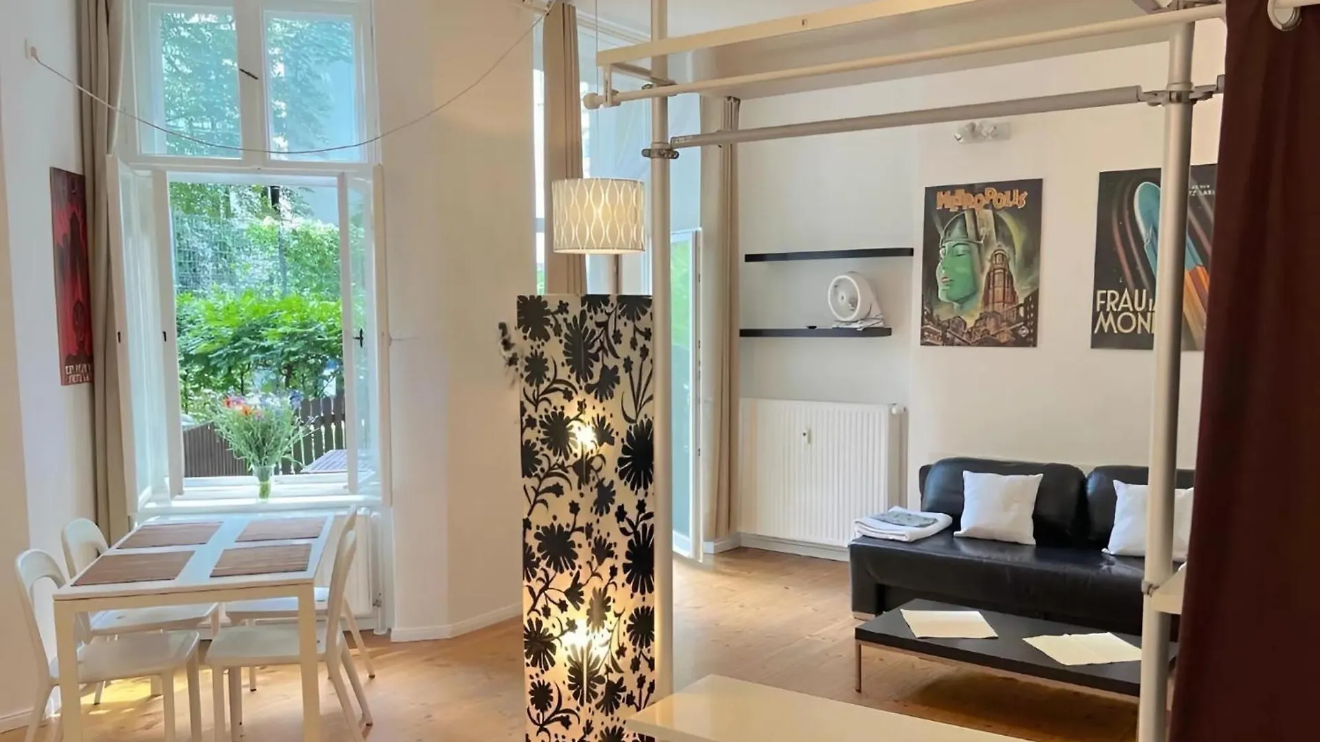 Mooeve Friedrichs Studios Berlin